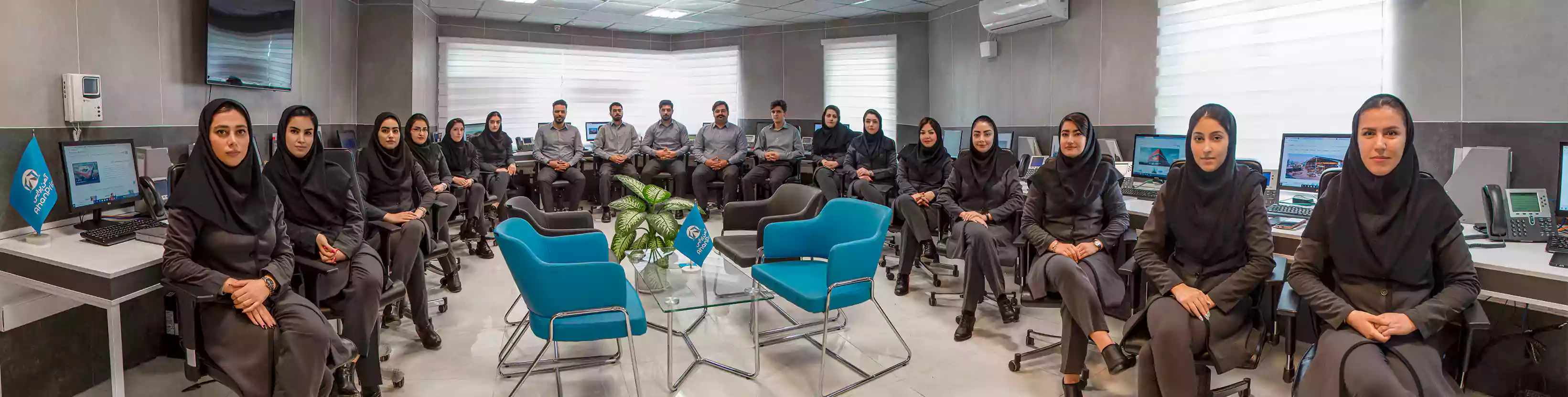 فروش و قیمت لحظه ای انواع آهن آلات ساختمانی